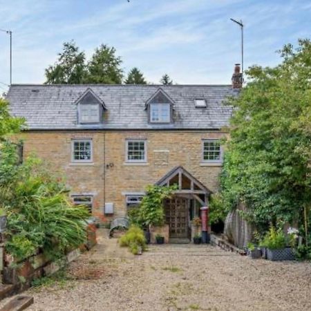 Luxury Country Cottage With A View Enstone Exterior photo