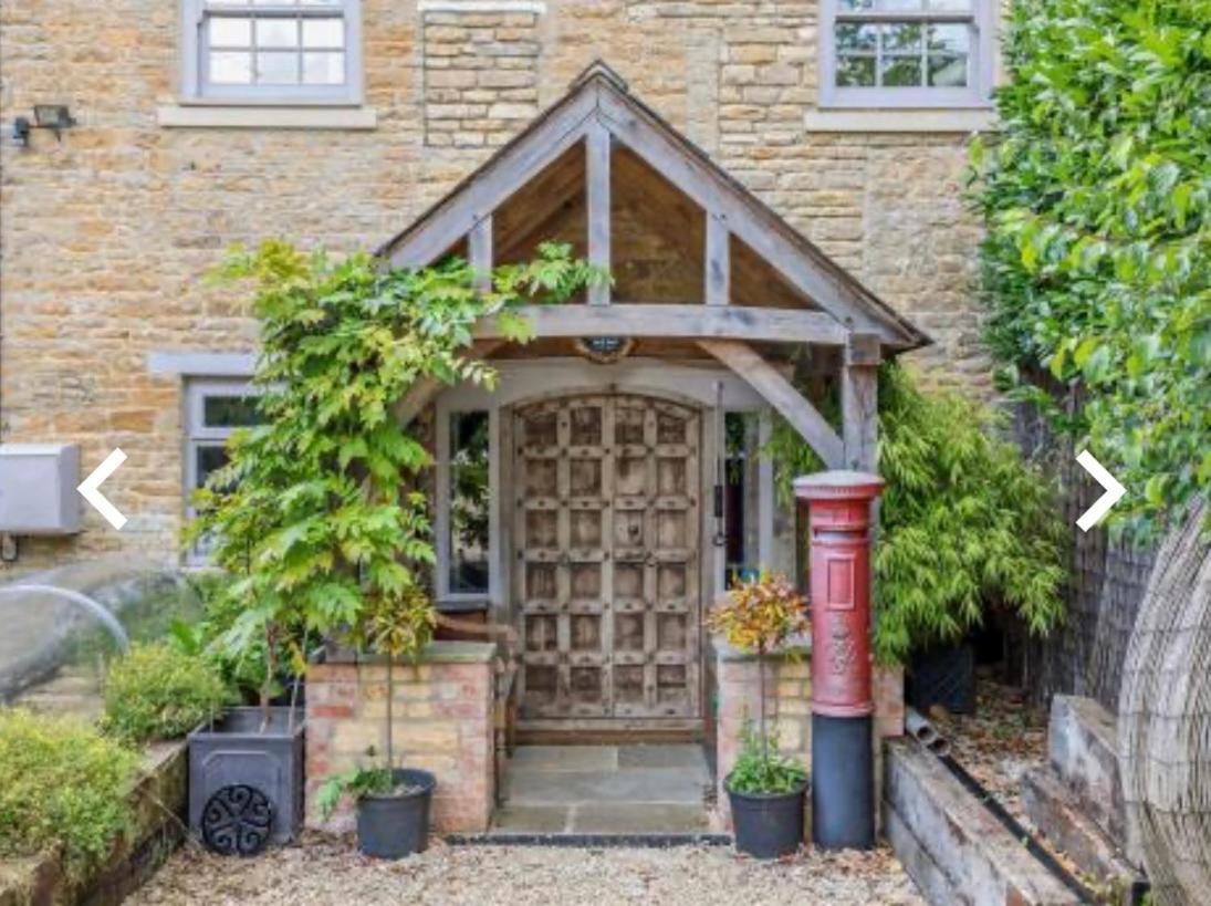 Luxury Country Cottage With A View Enstone Exterior photo